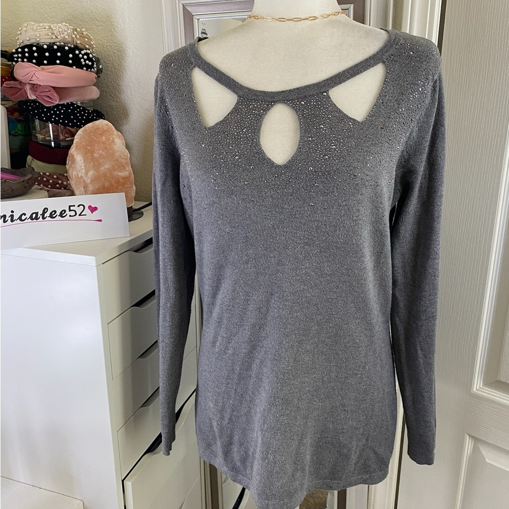 NWOT Oliver sz l gray bling cutout sweater top 0451